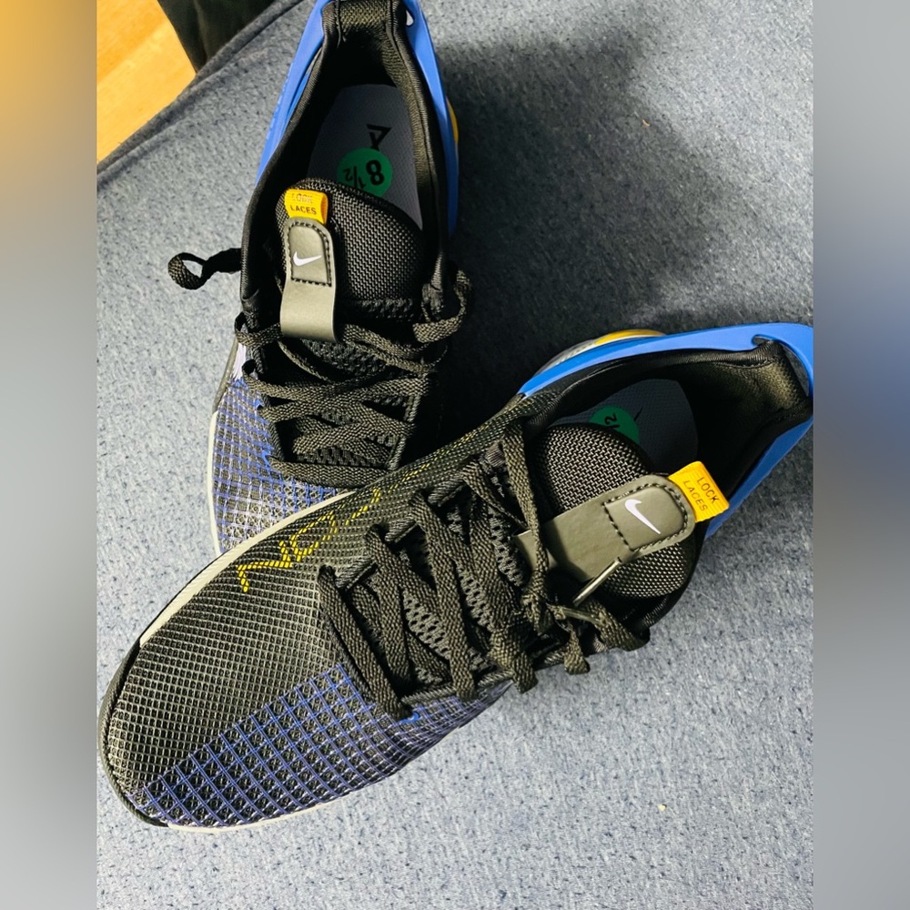 Women's Nike Metcon 8 Flyease Black Thistle Lapis DO9381-001 sz 8.5 Crossfit Gym